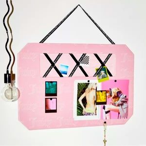 Juicy Couture X Urban Outfitters Printed Velour Wall Memo Board